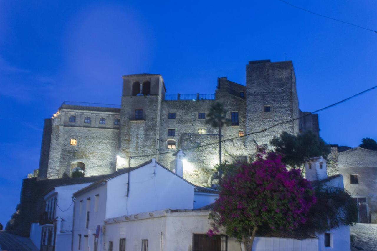 Casa En Fortaleza Medieval * Castellar de la Frontera